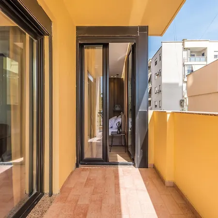 Amazing 2 Bedroom Seafront 公寓 *